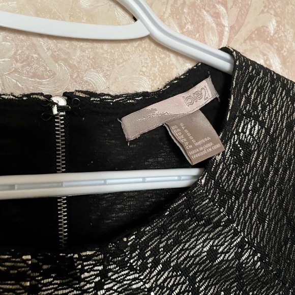 Metallic Peplum Top - Picture 3 of 3